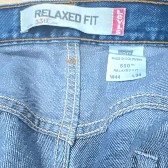 Levi’s 550 Relaxed Fit Sz. 44 x 34 Men’s Jeans - Picture 4 of 5